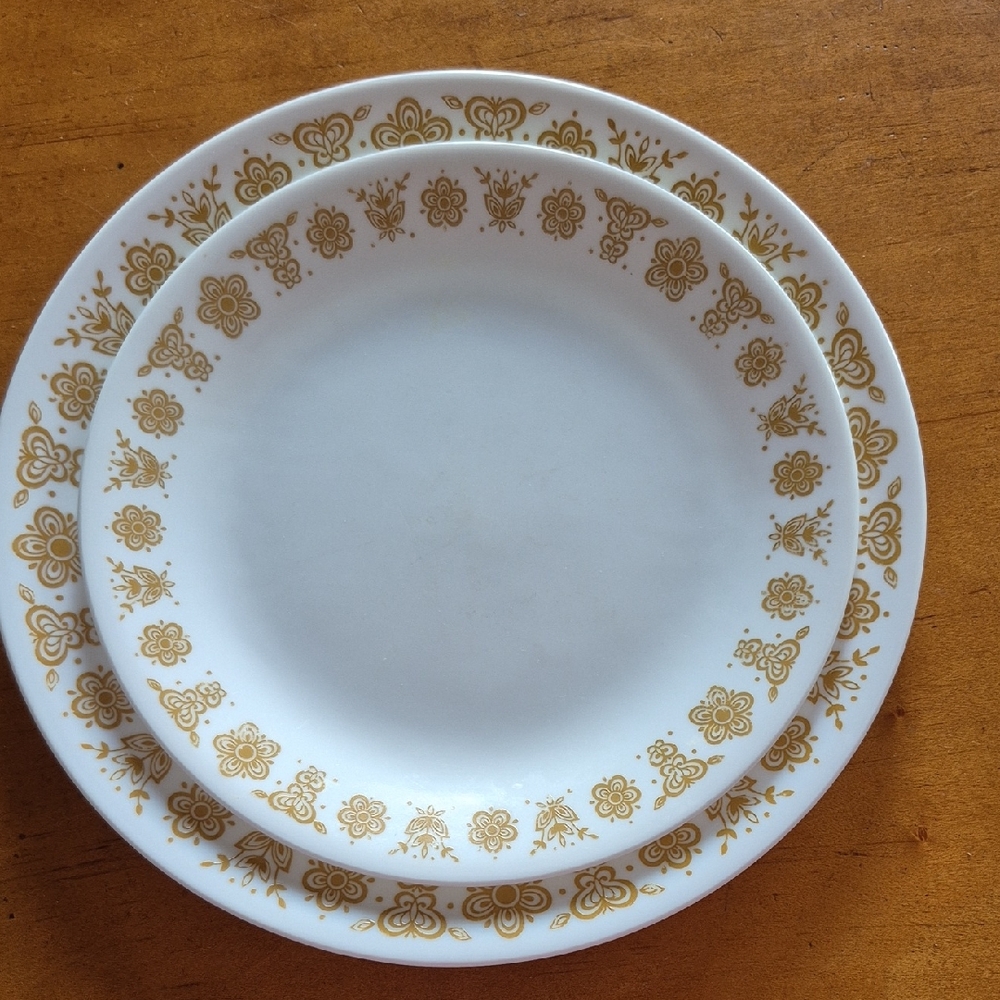 Set of Vintage Corelle Butterfly Gold Dinner & Salad Plates